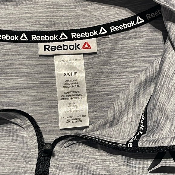 Reebok 1/4 zip pullover Size S Gray Preowned - Picture 3 of 3